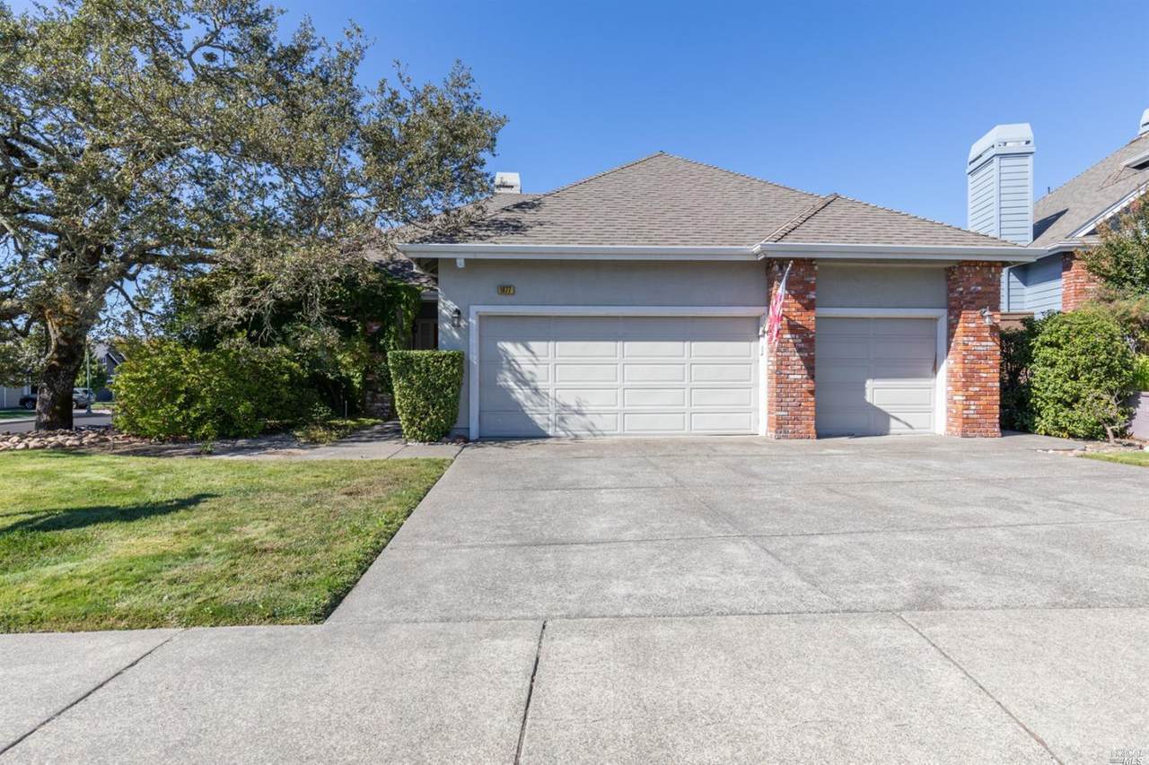 1077 Elsbree Lane - Photo 1