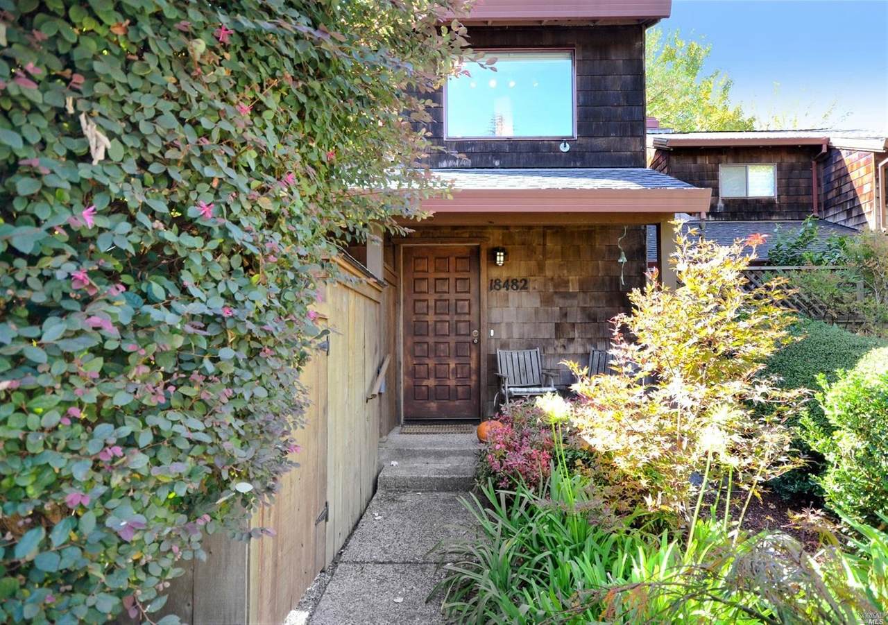 18482 Happy Lane - Photo 1