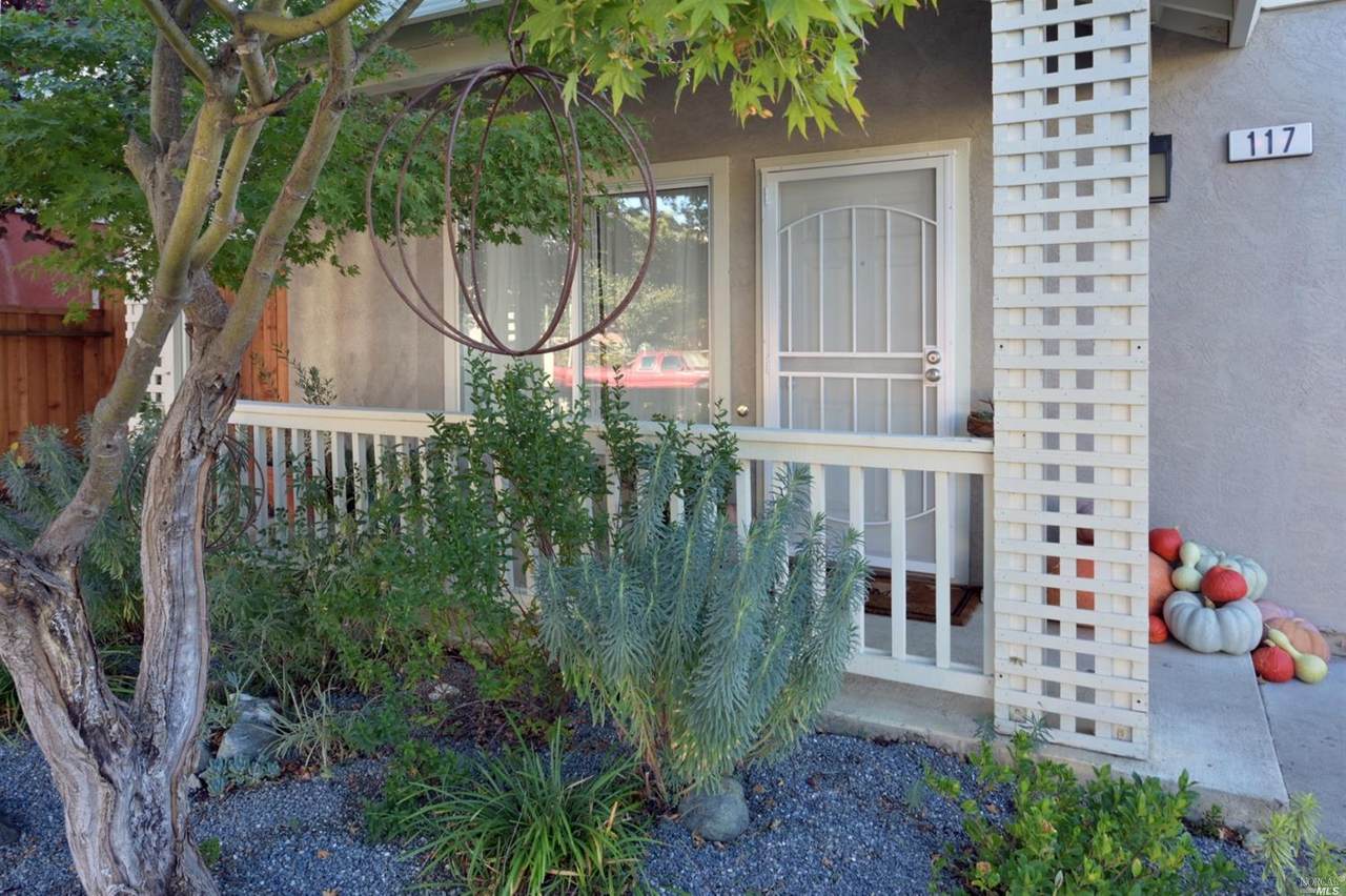 117 Garden Circle Way - Photo 1
