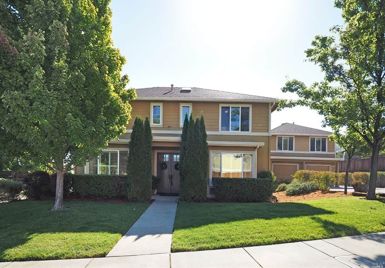 321 Moonlight Circle - Photo 1