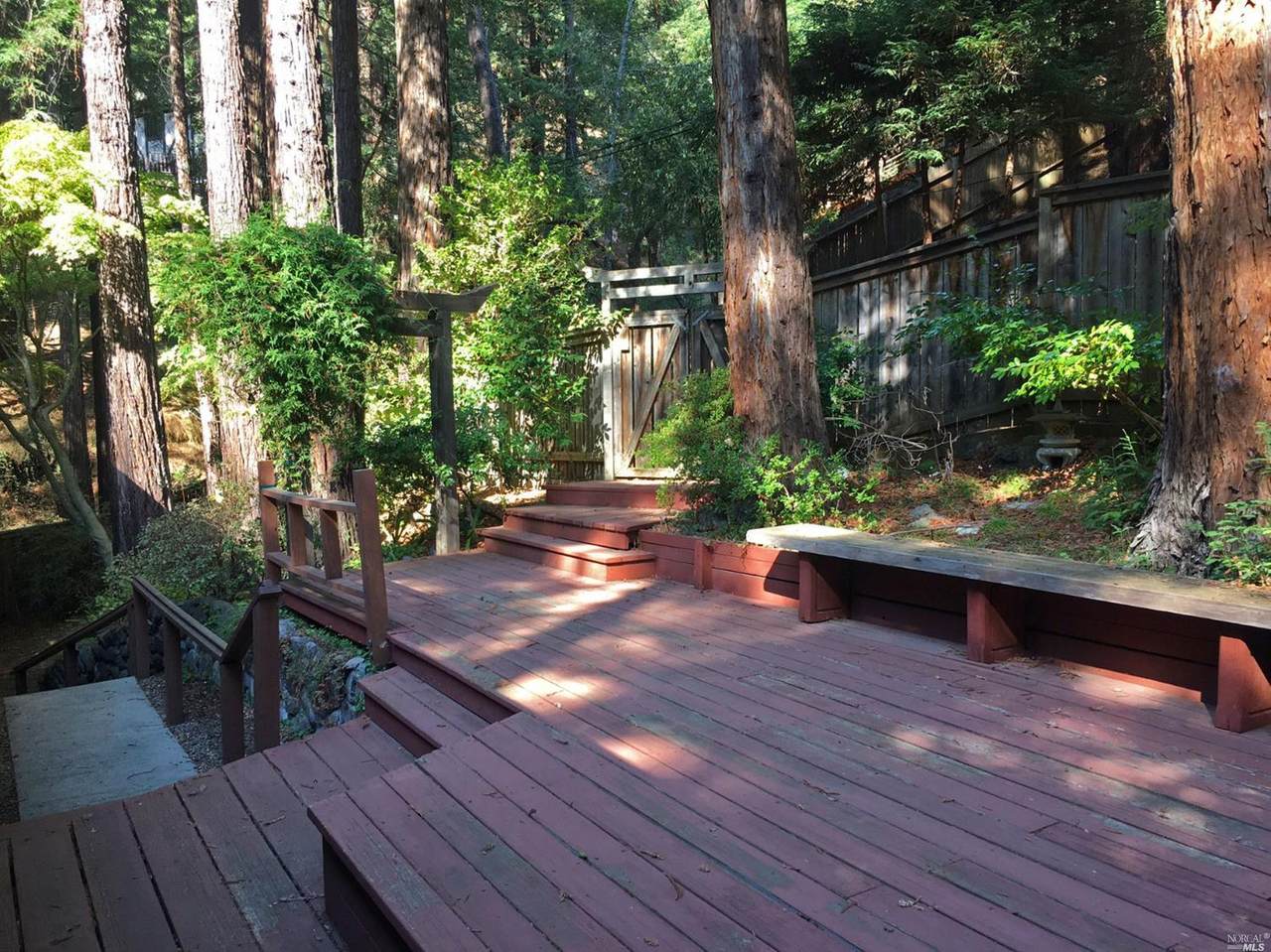 544 Cascade Drive - Photo 1