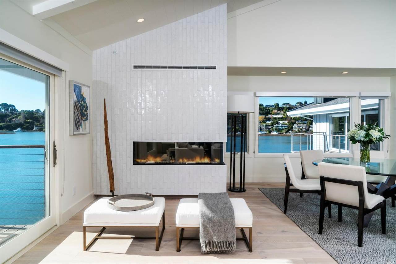 106 Barbaree Way - Photo 1