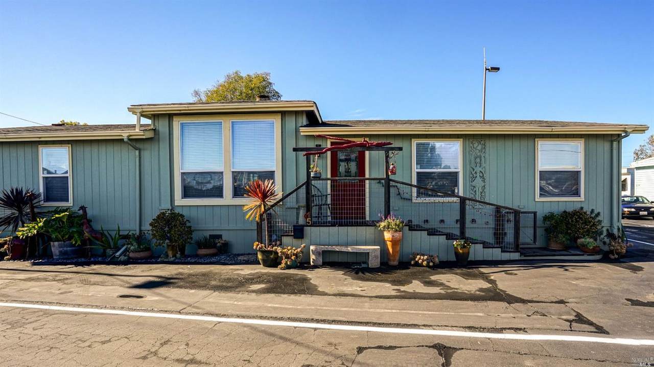 2130 Redwood Highway - Photo 1