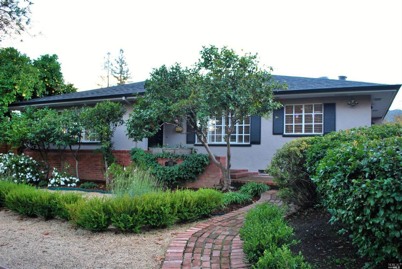 1705 Oak Avenue - Photo 1