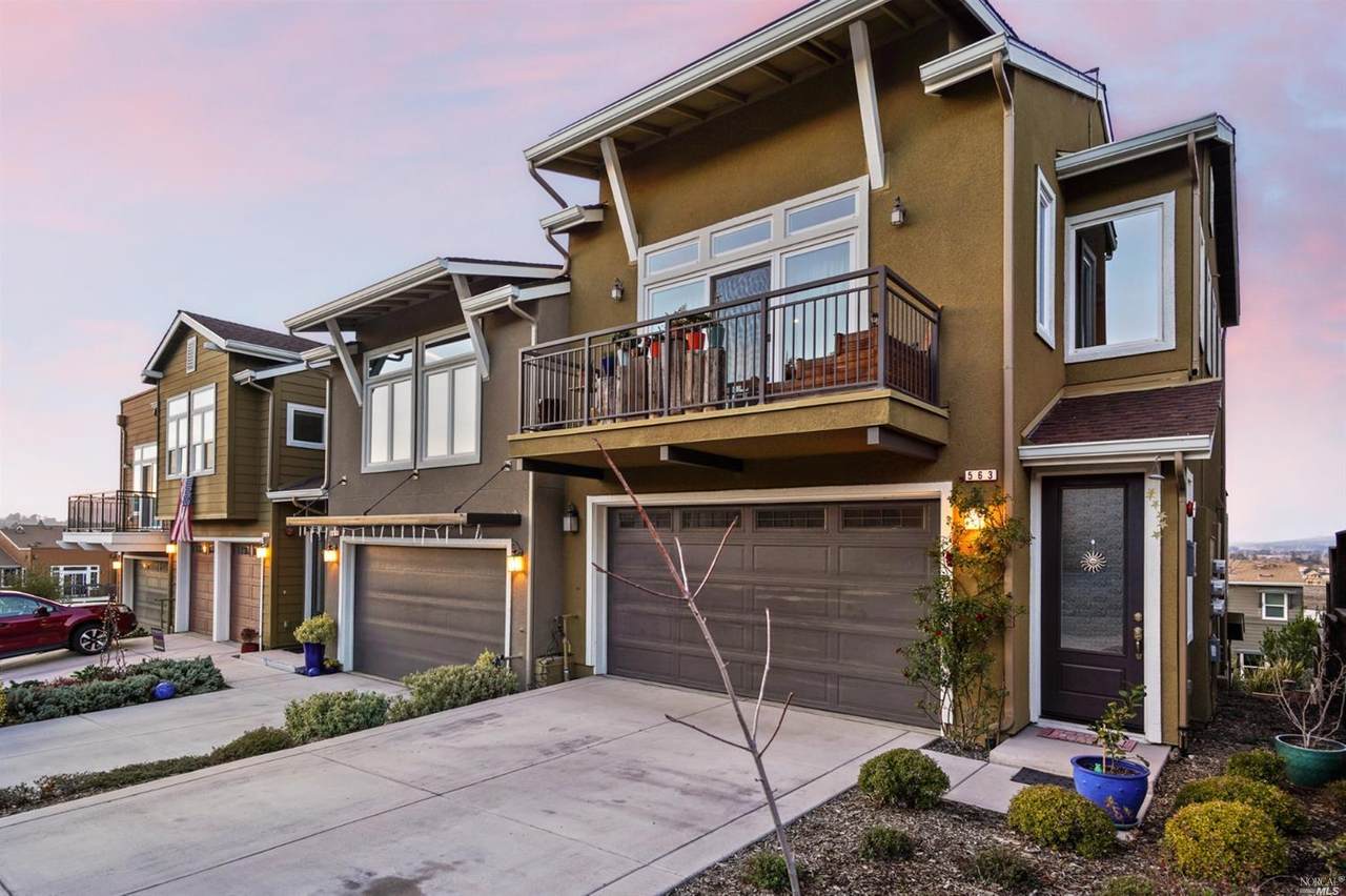 563 Jade Street - Photo 1