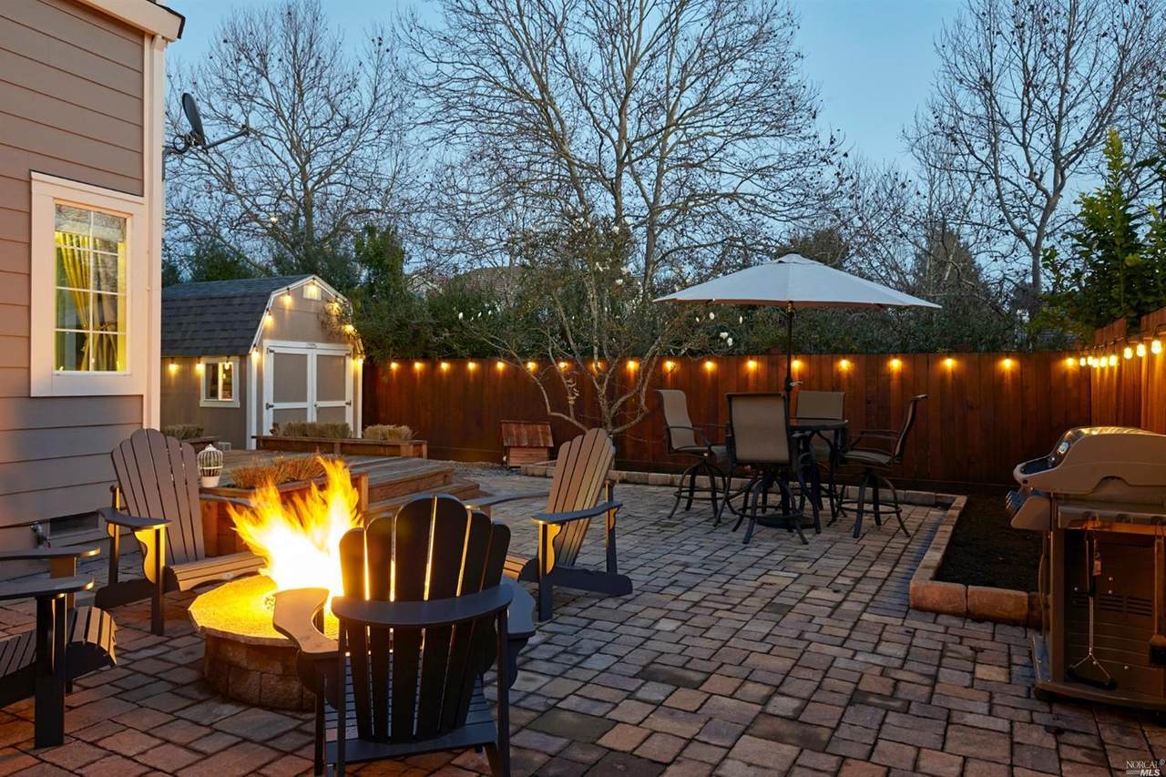 1833 Carneros Circle - Photo 1