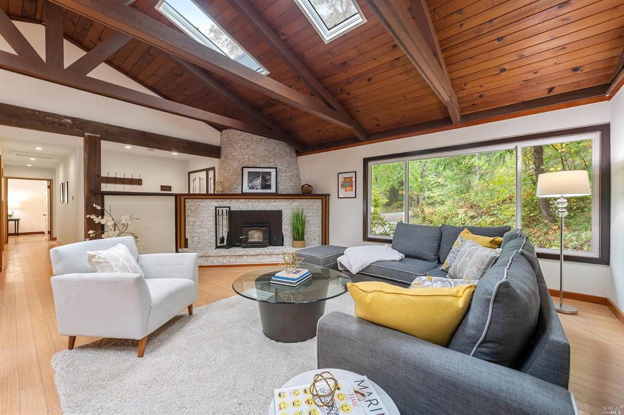 475 Sylvestris Drive - Photo 1