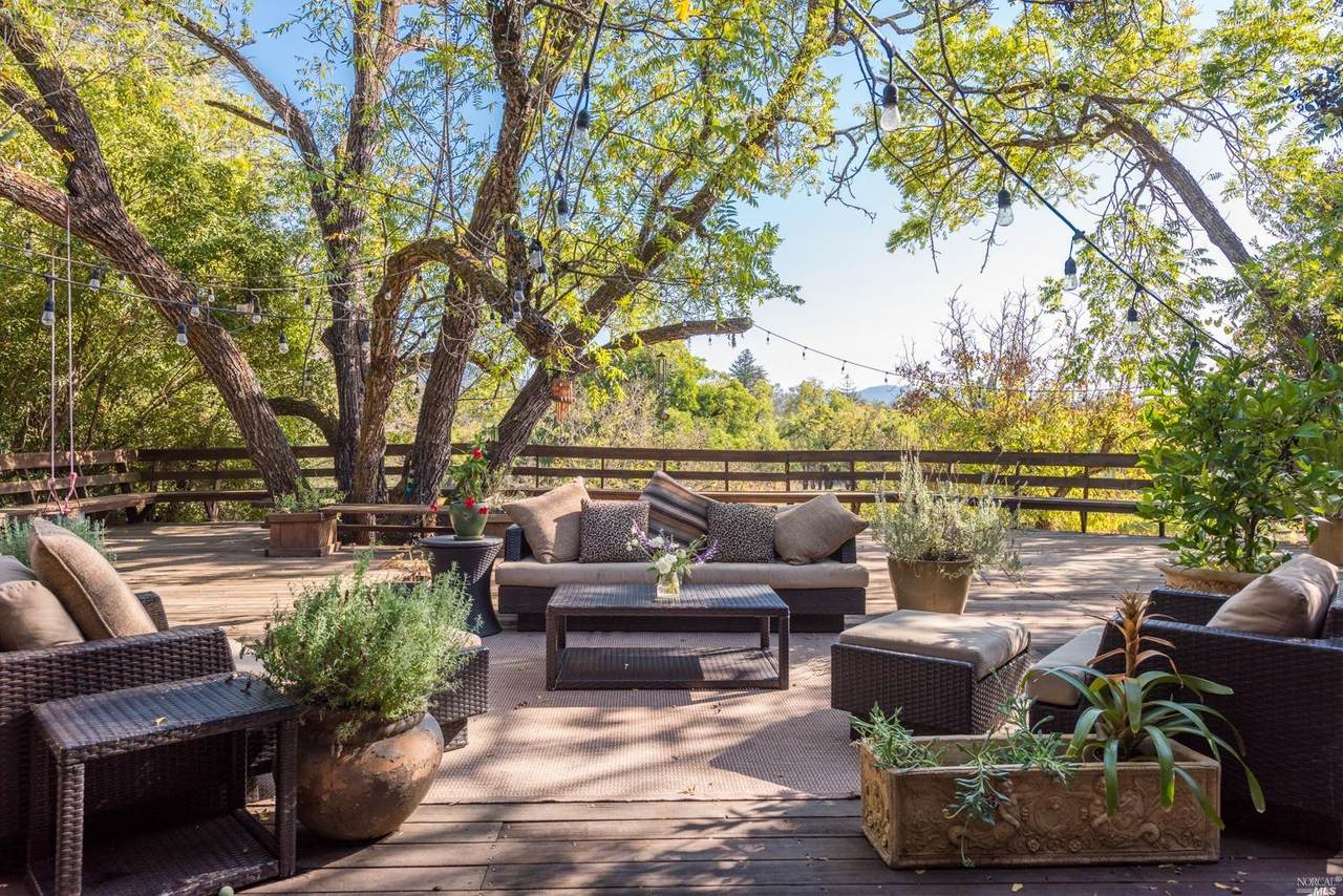3219 Vichy Avenue - Photo 1