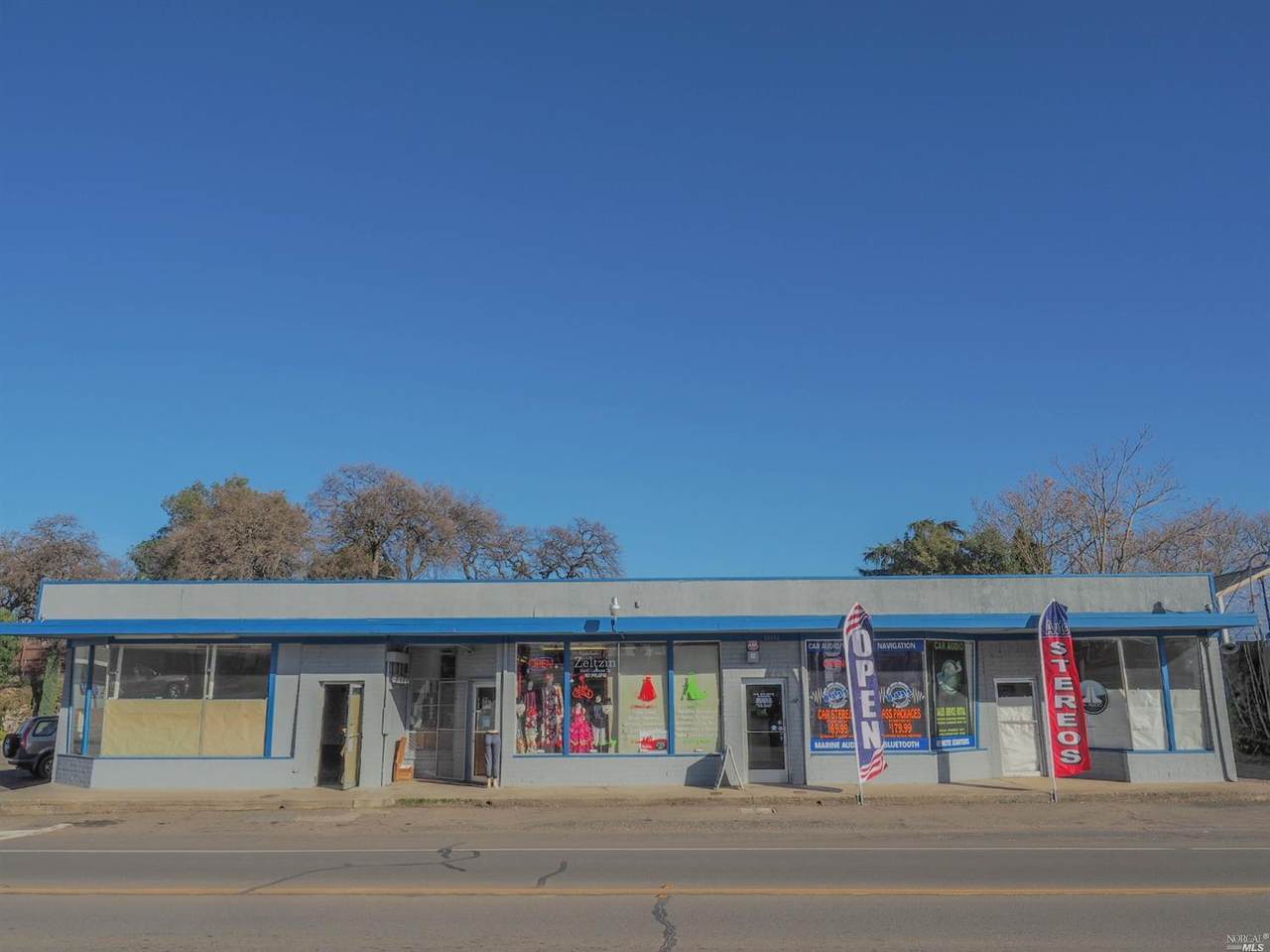 14440 Lakeshore Drive - Photo 1