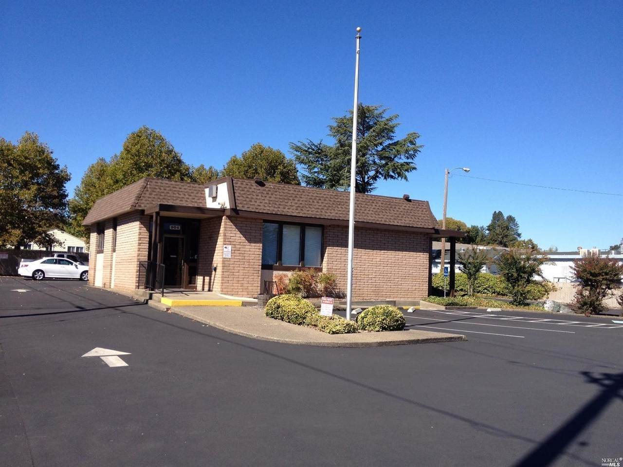 904 State Street - Photo 1