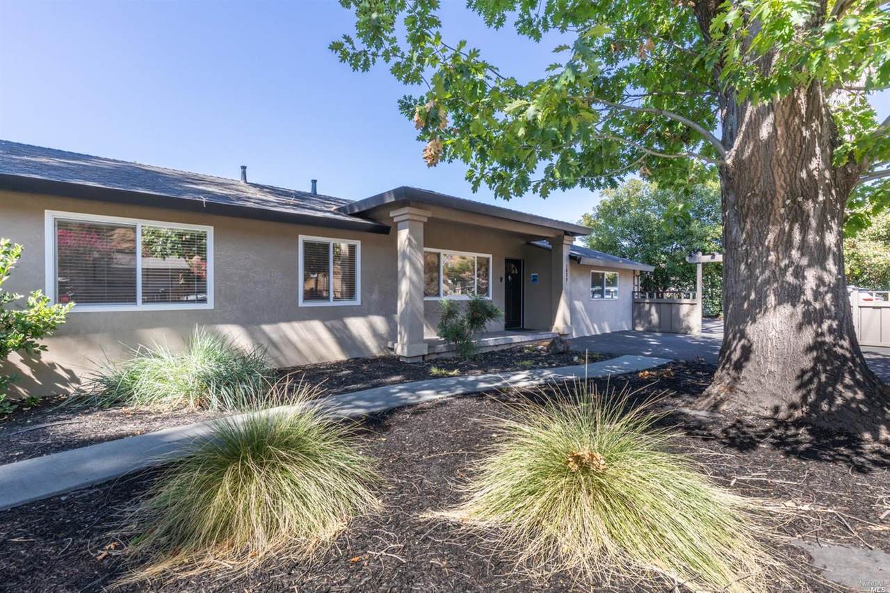 1030 Hagen Road - Photo 1