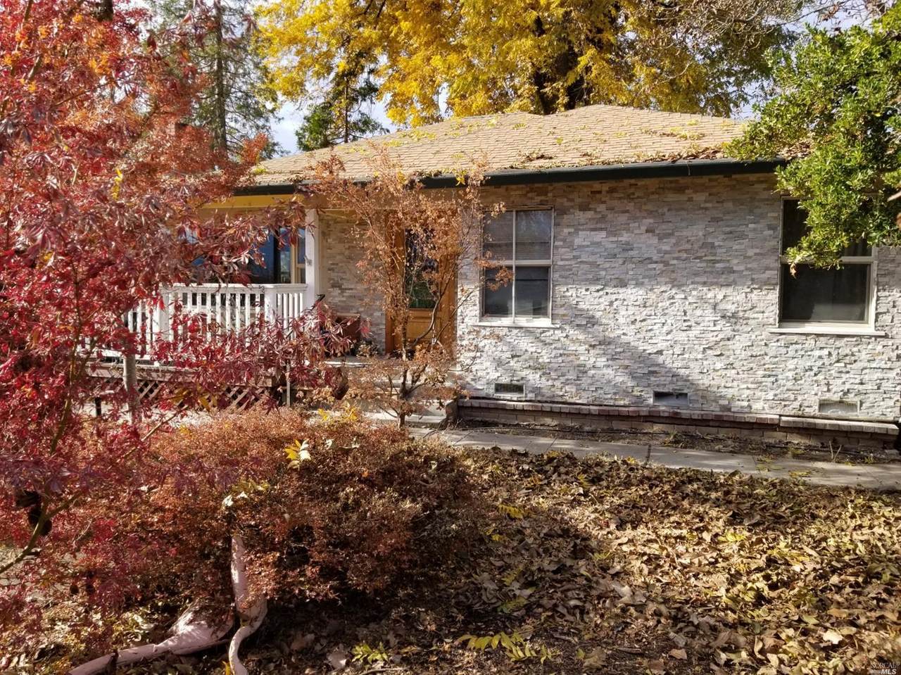 2845 Reeves Lane - Photo 1