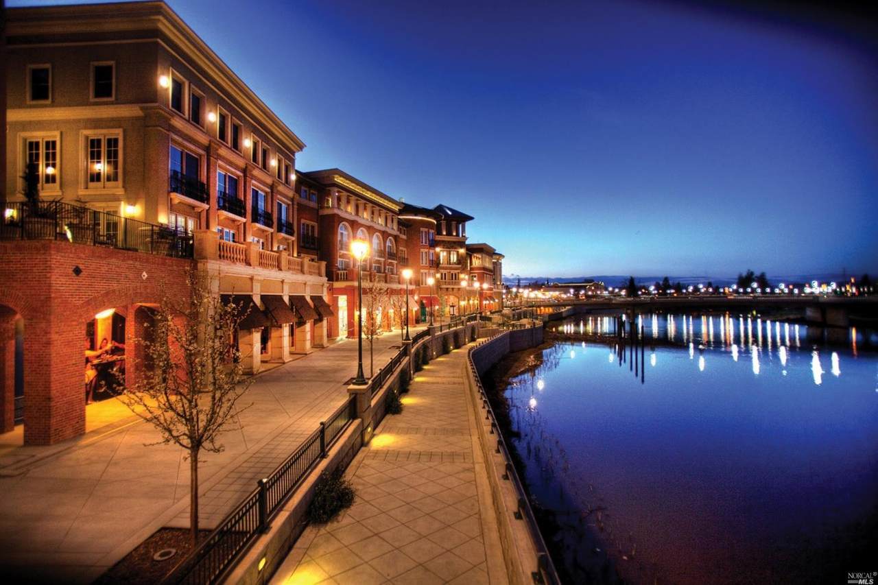 588 Main Street - Photo 1