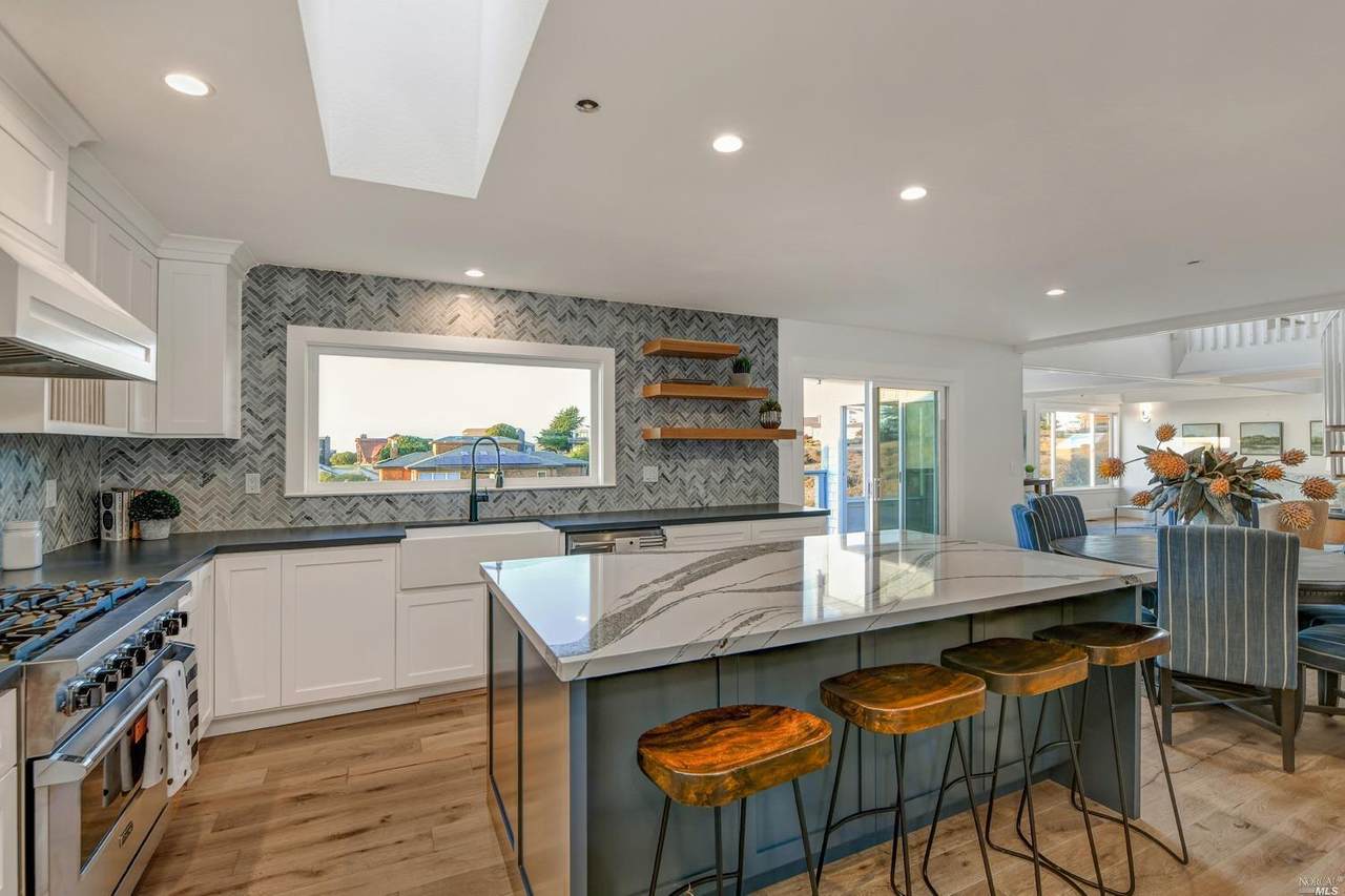 10 Kona Lane - Photo 1