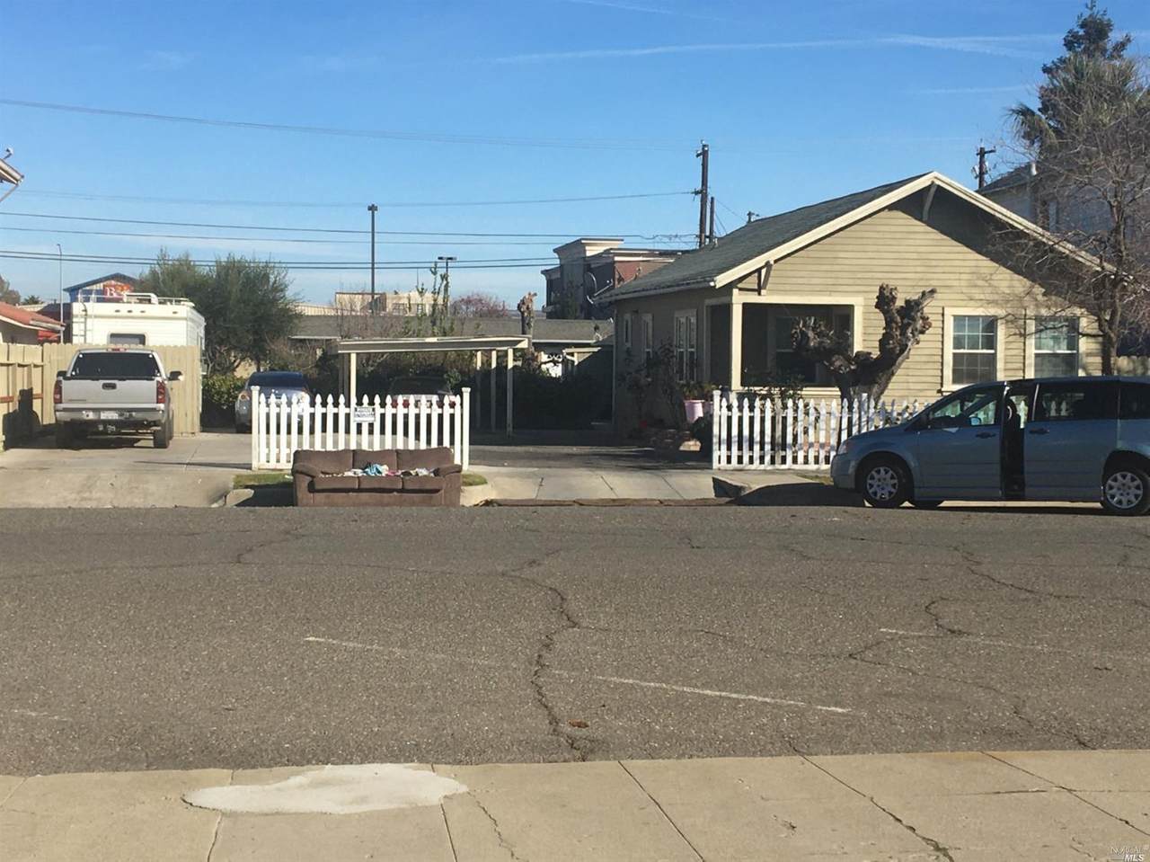 1636 Main Street - Photo 1