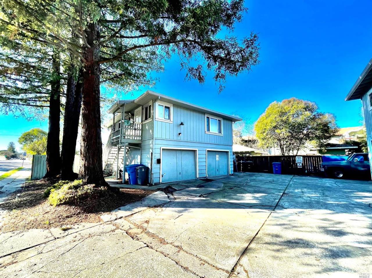 819 Maple Avenue - Photo 1