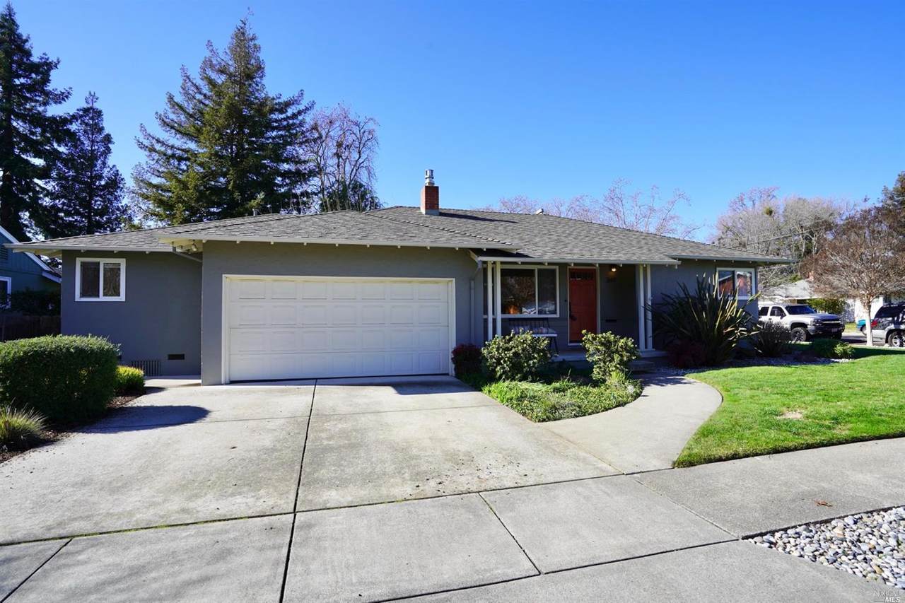 349 Minahen Street - Photo 1