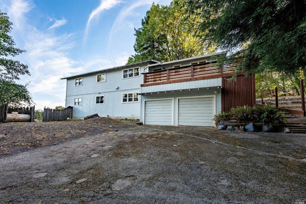 24000 Sherwood Road - Photo 1