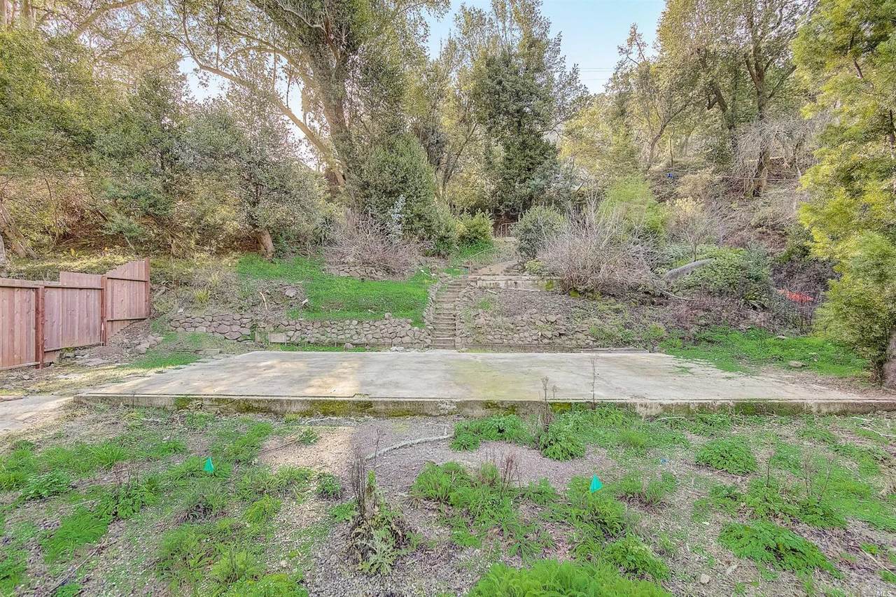 420 Laverne Avenue - Photo 1