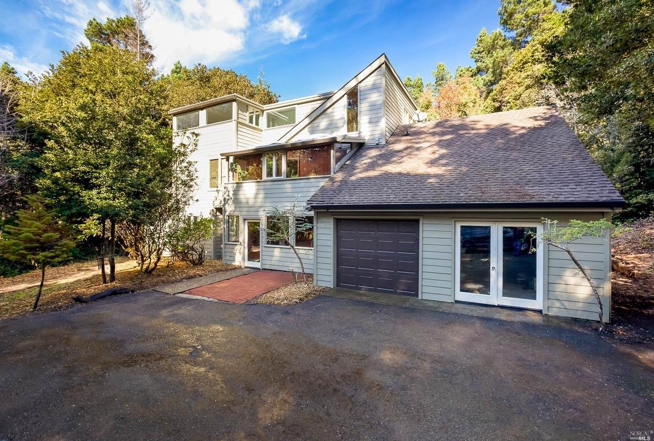 32701 Pearl Drive - Photo 1