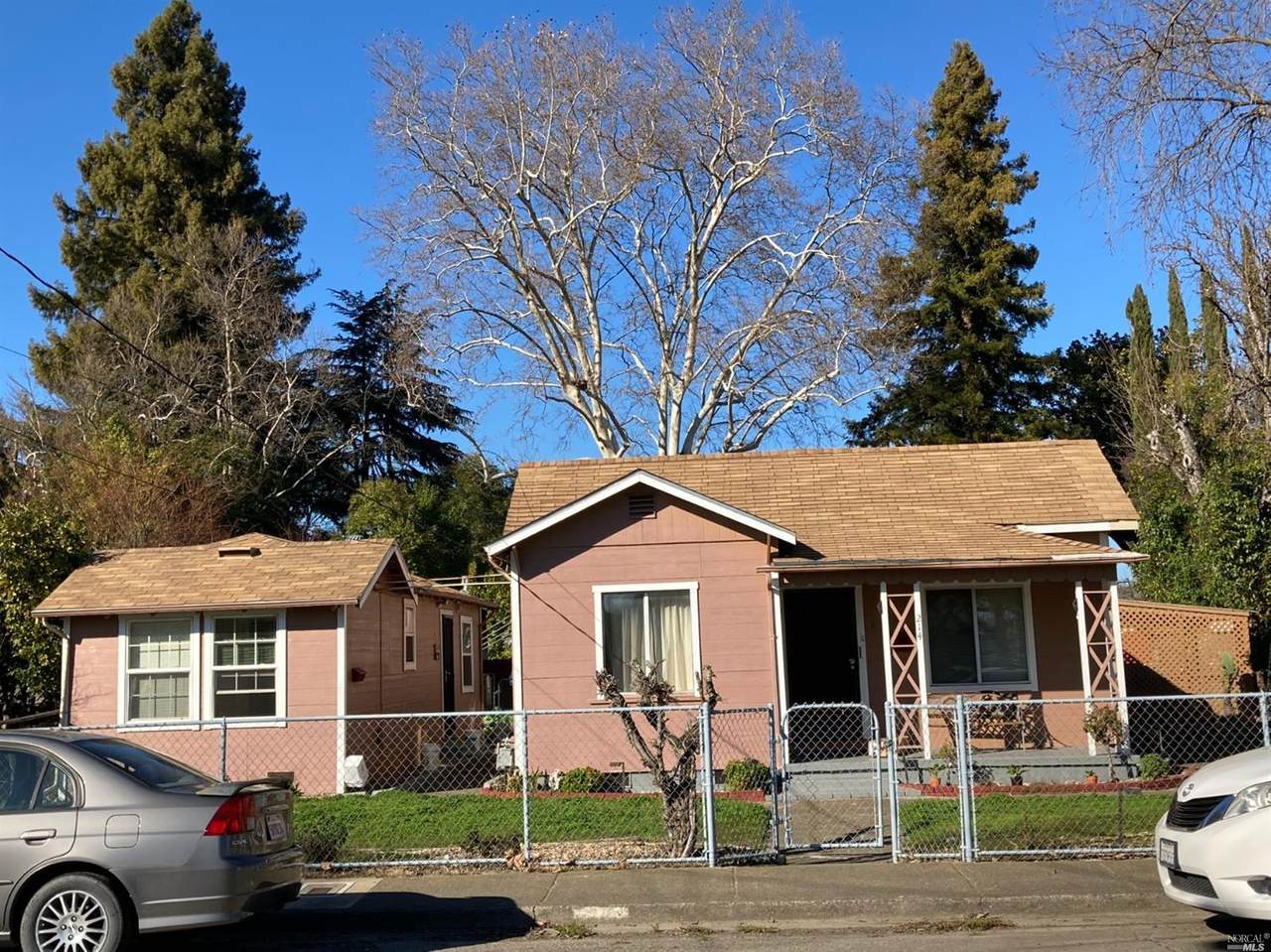 214 Clara Avenue - Photo 1
