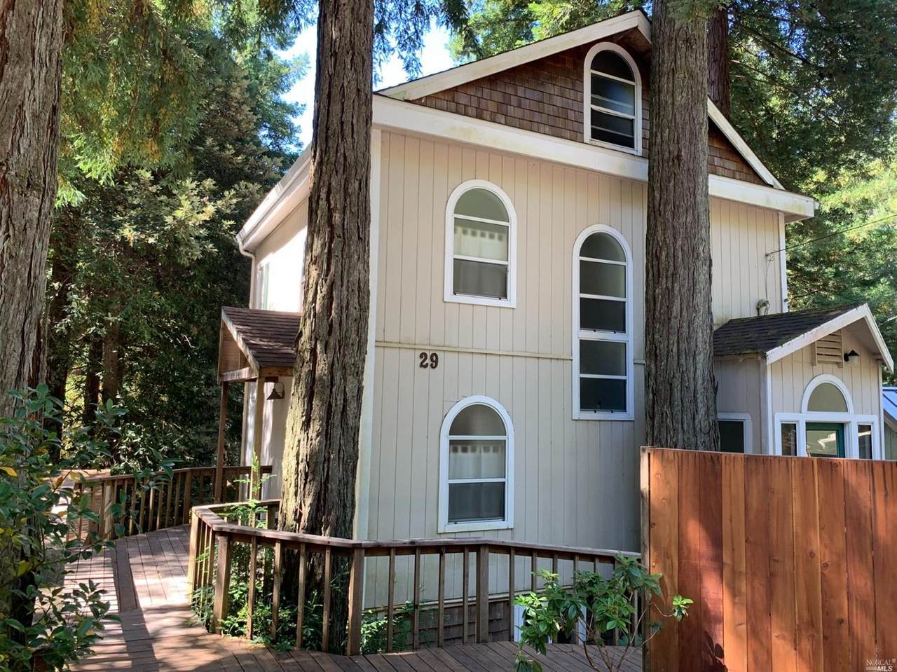 29 Silvia Drive - Photo 1