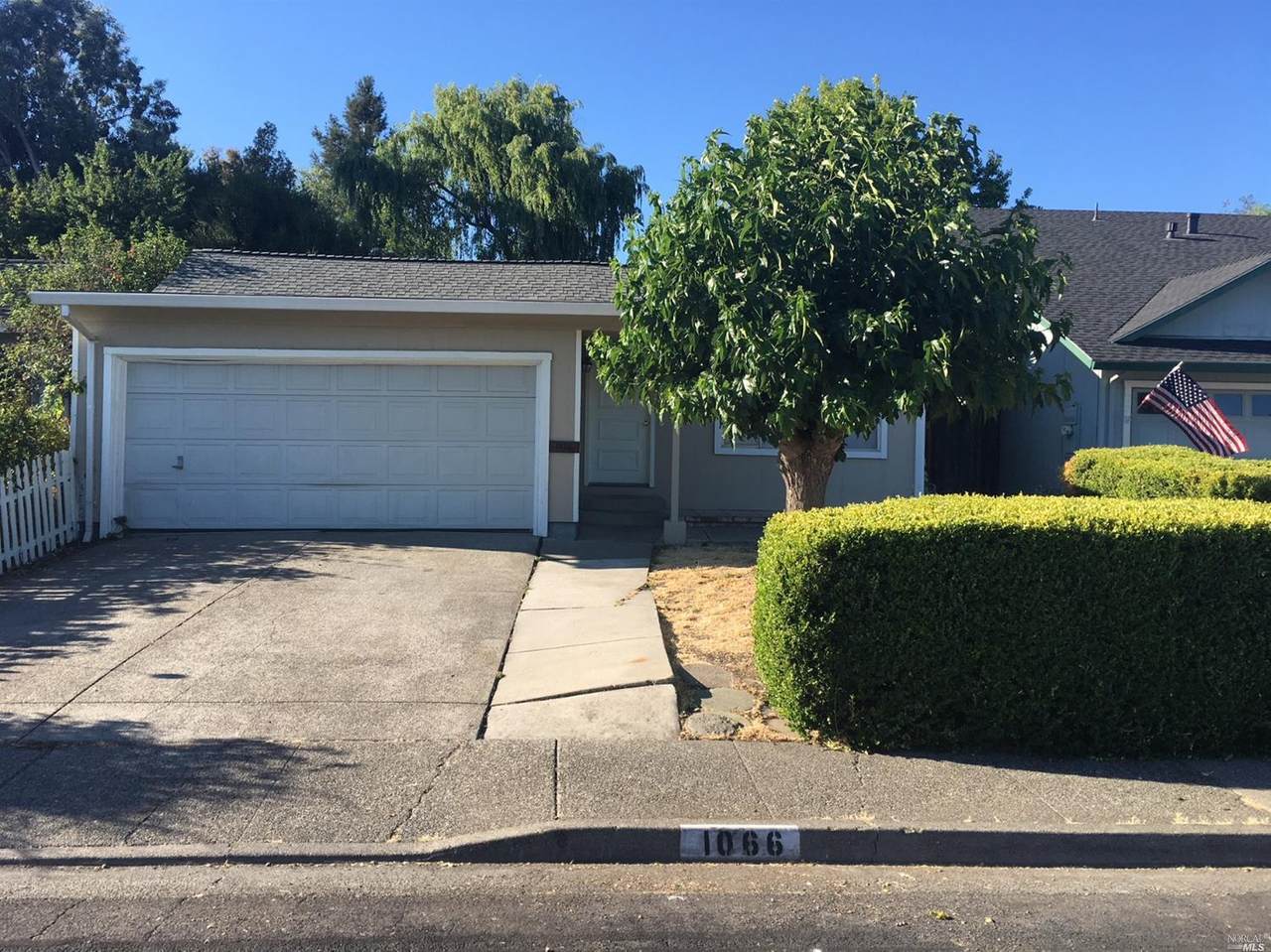 1066 Camino Coronado - Photo 1
