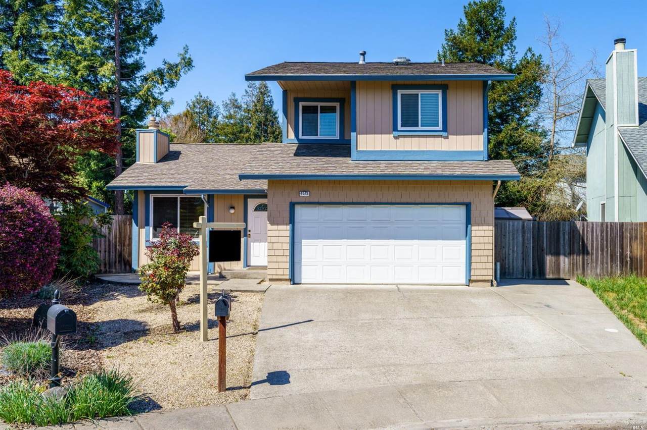 4573 Hillview Court - Photo 1