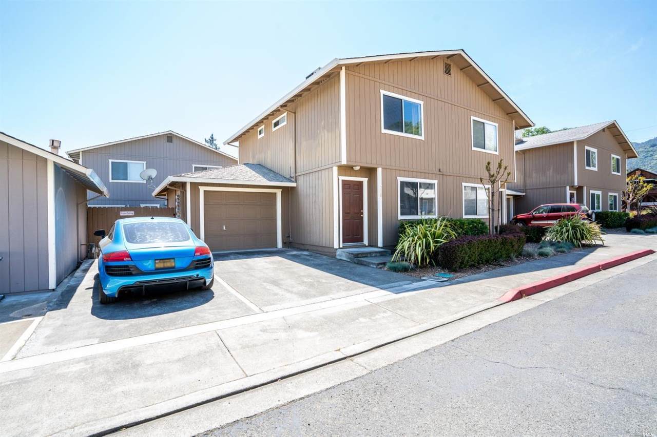 208 Main Circle - Photo 1