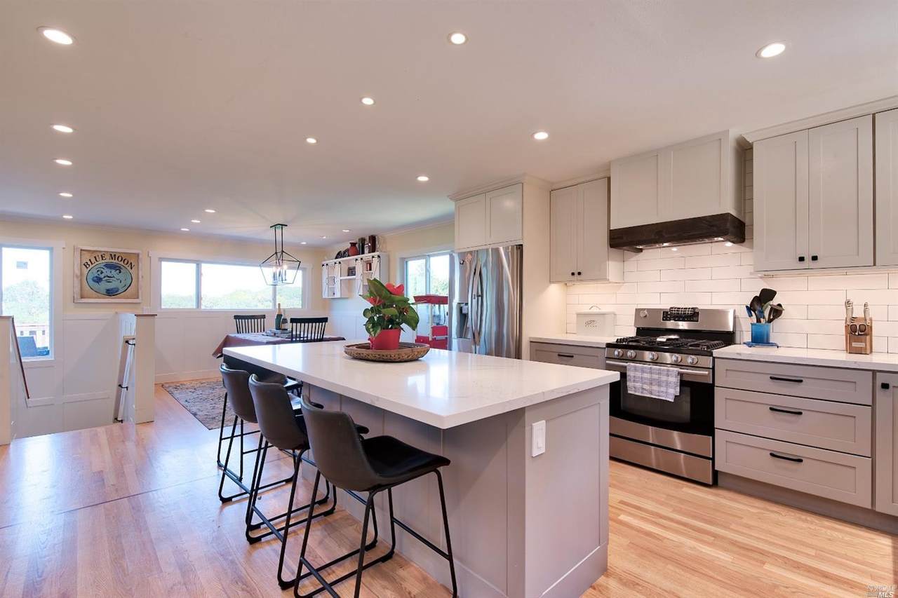 54 Manzanita Avenue - Photo 1