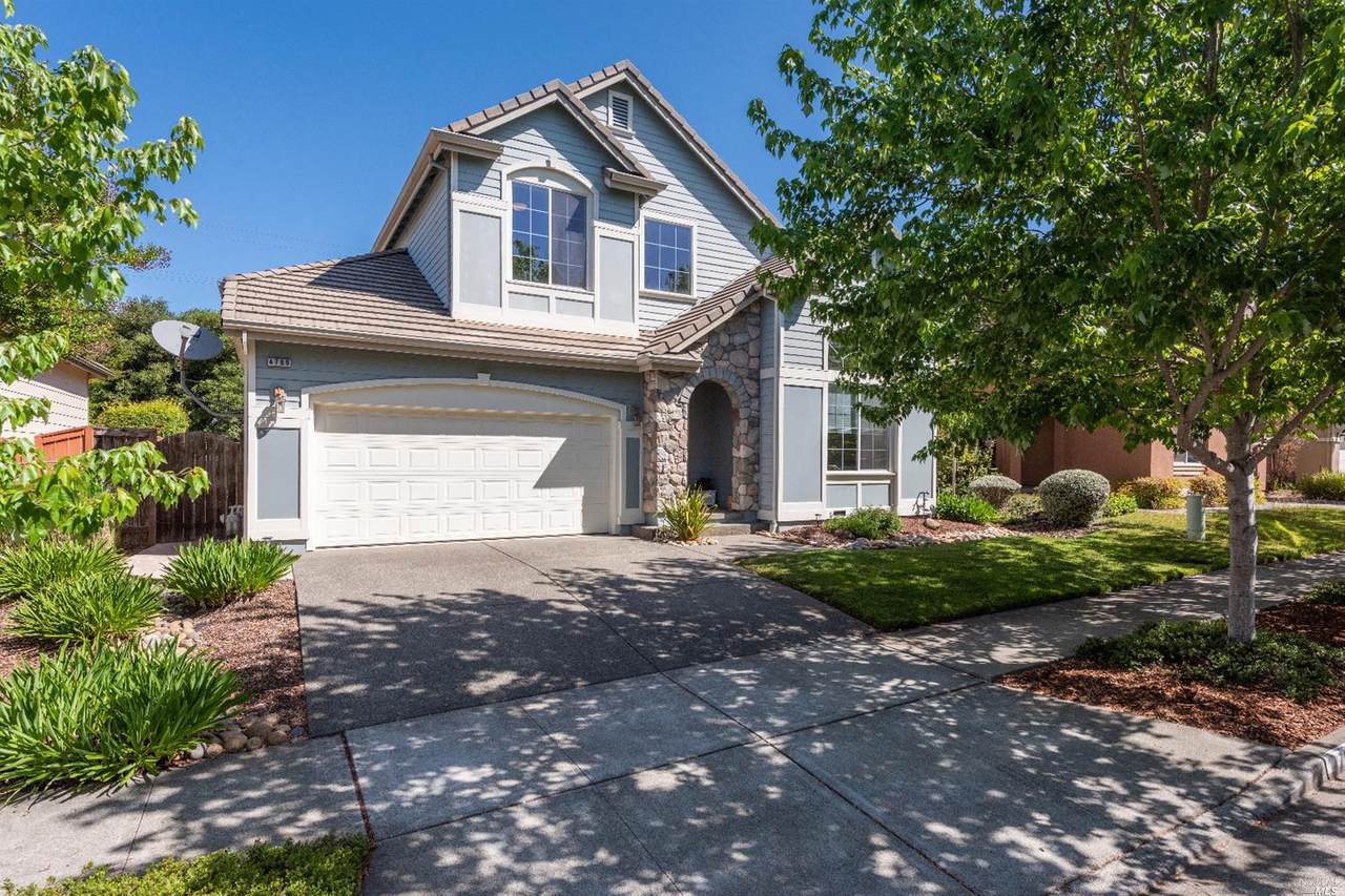 4769 Winding Creek Avenue - Photo 1