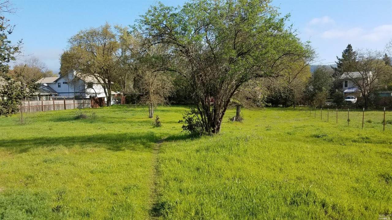 621 Jericho Road - Photo 1