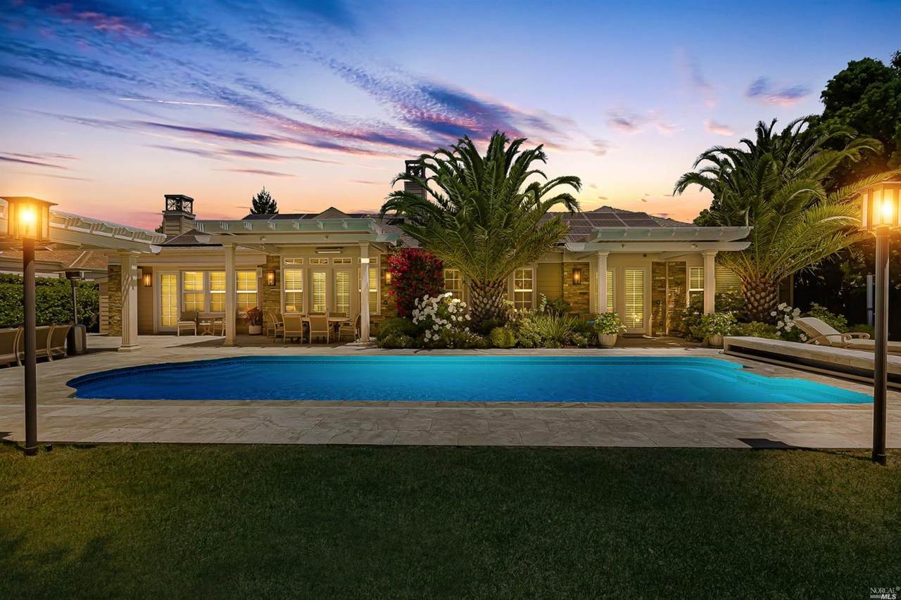 35 Chapel Cove Drive - Photo 1