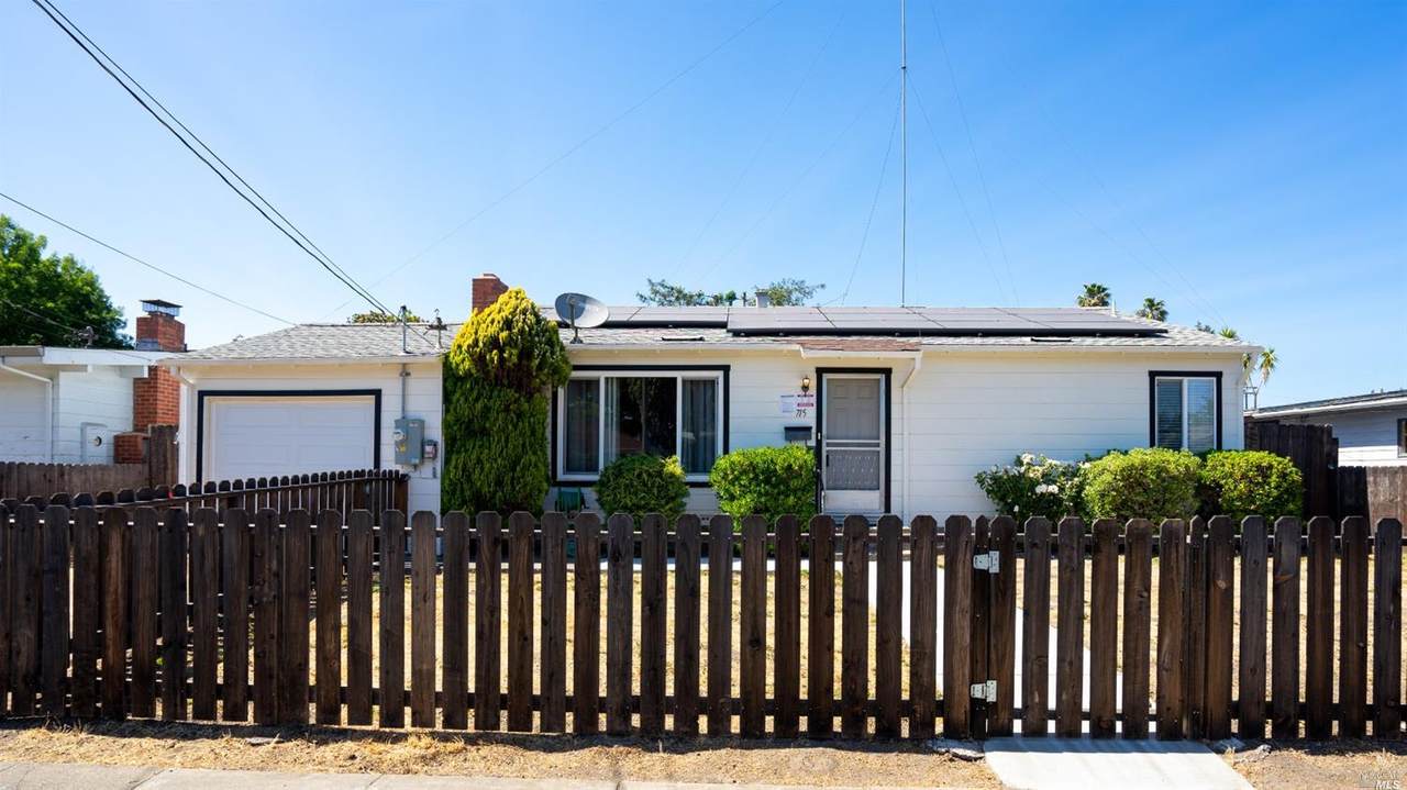 715 Southwood Drive - Photo 1
