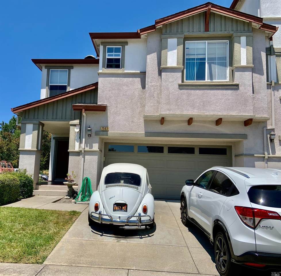 2563 Edgewater Drive - Photo 1