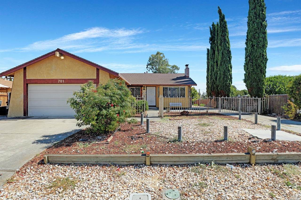 701 Goldcoast Drive - Photo 1