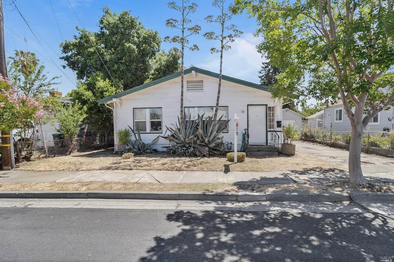 212 Roney Avenue - Photo 1