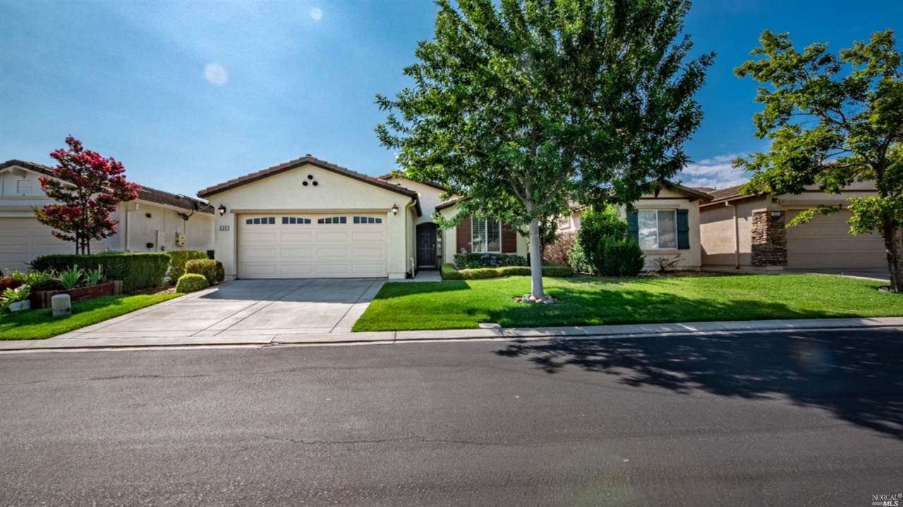 526 Black Diamond - Photo 1