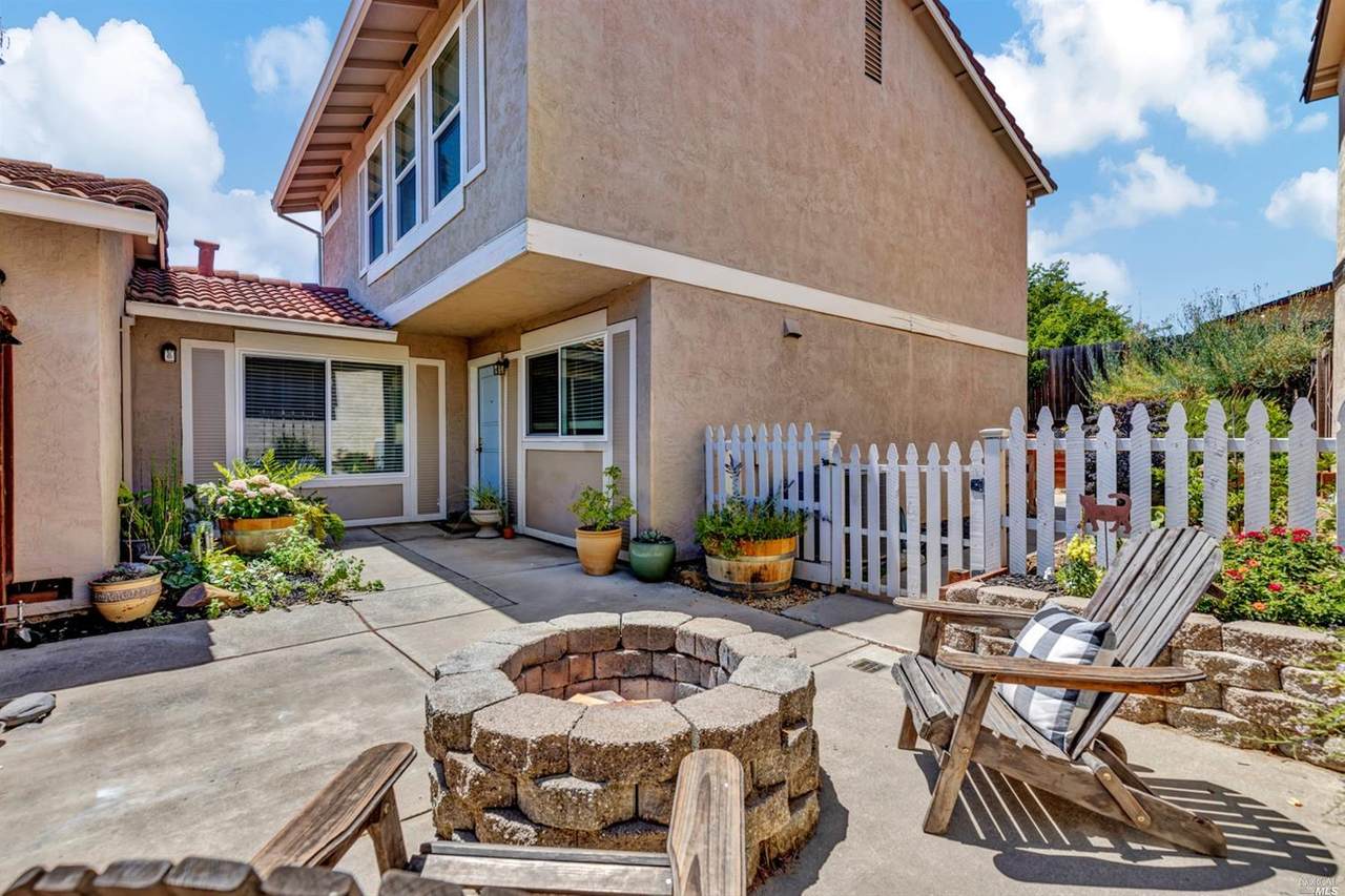 2919 Montclair Way - Photo 1