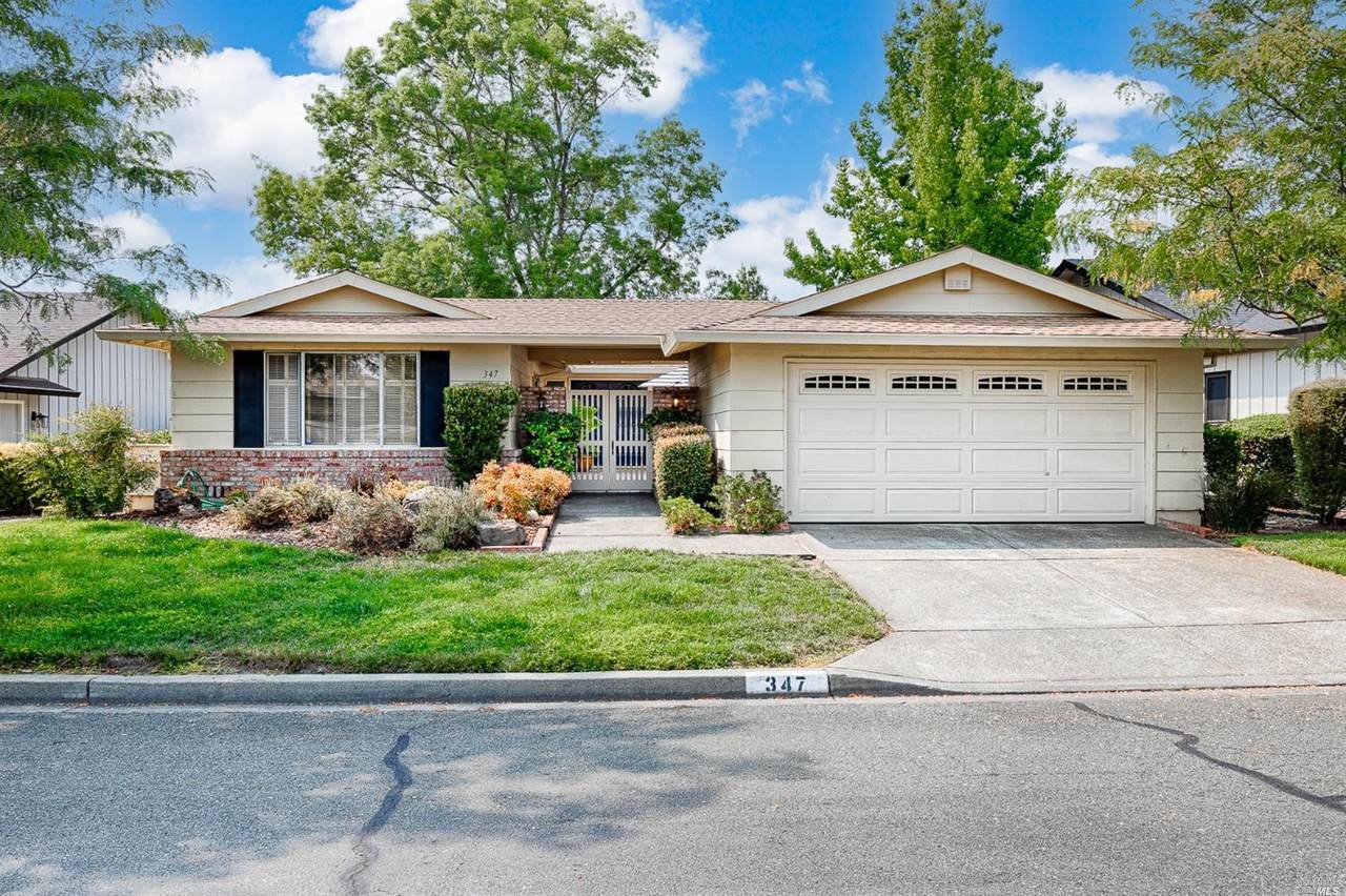 347 Golf Court - Photo 1