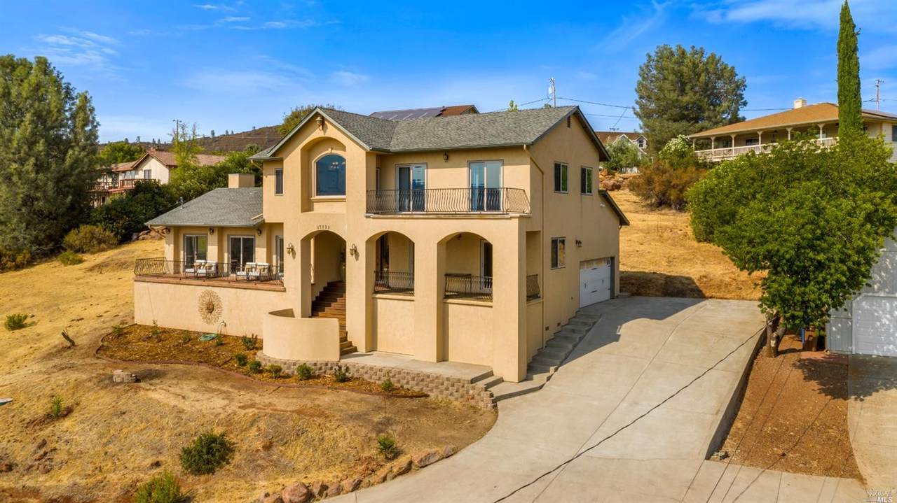 17233 Greenridge Road - Photo 1