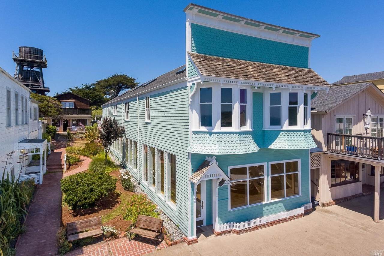 45094 Main Street - Photo 1
