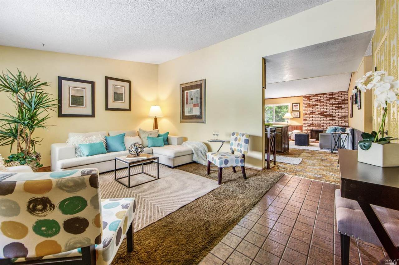 2345 Carson Street - Photo 1
