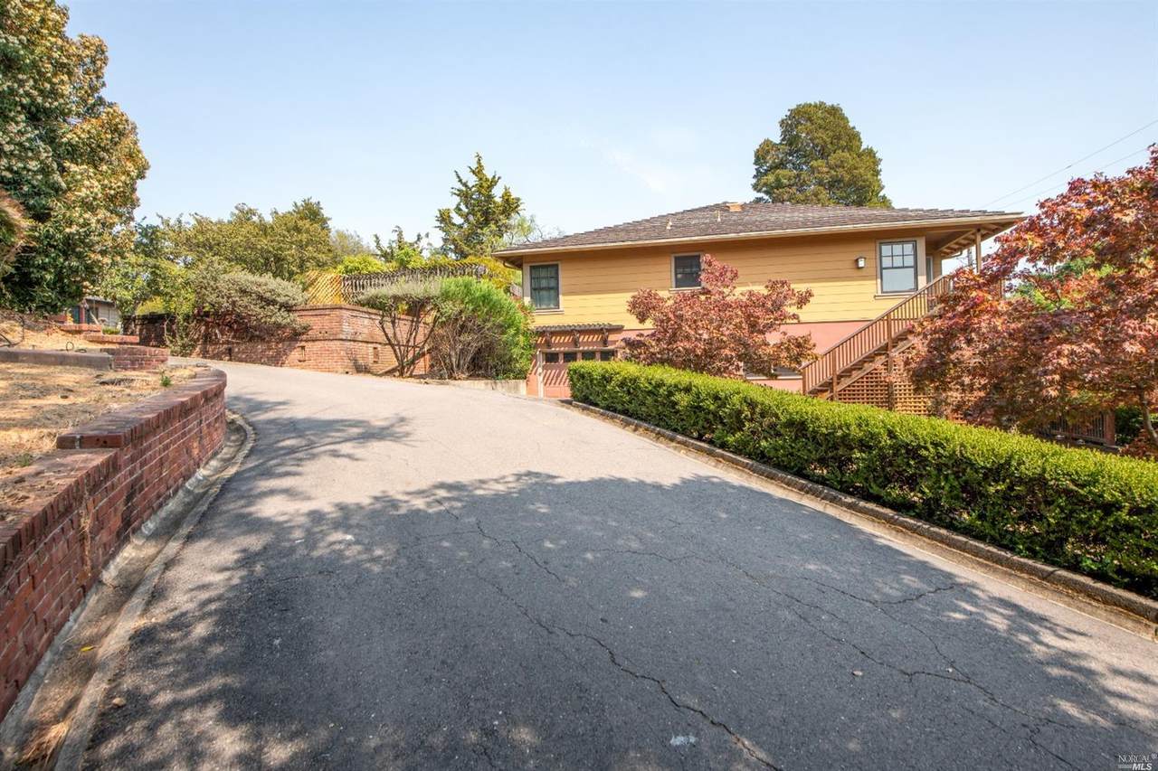114 Laurel Place - Photo 1