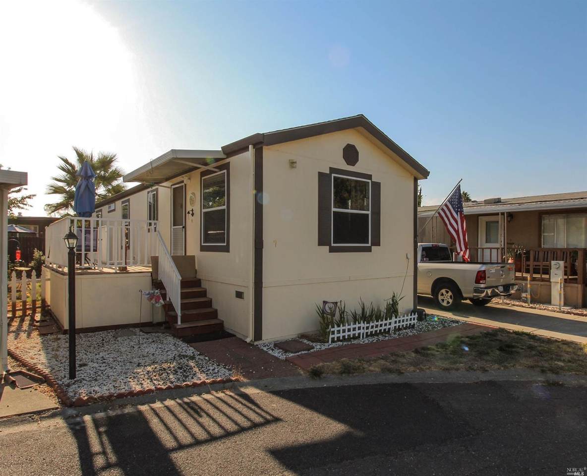 7 Del Loma - Photo 1