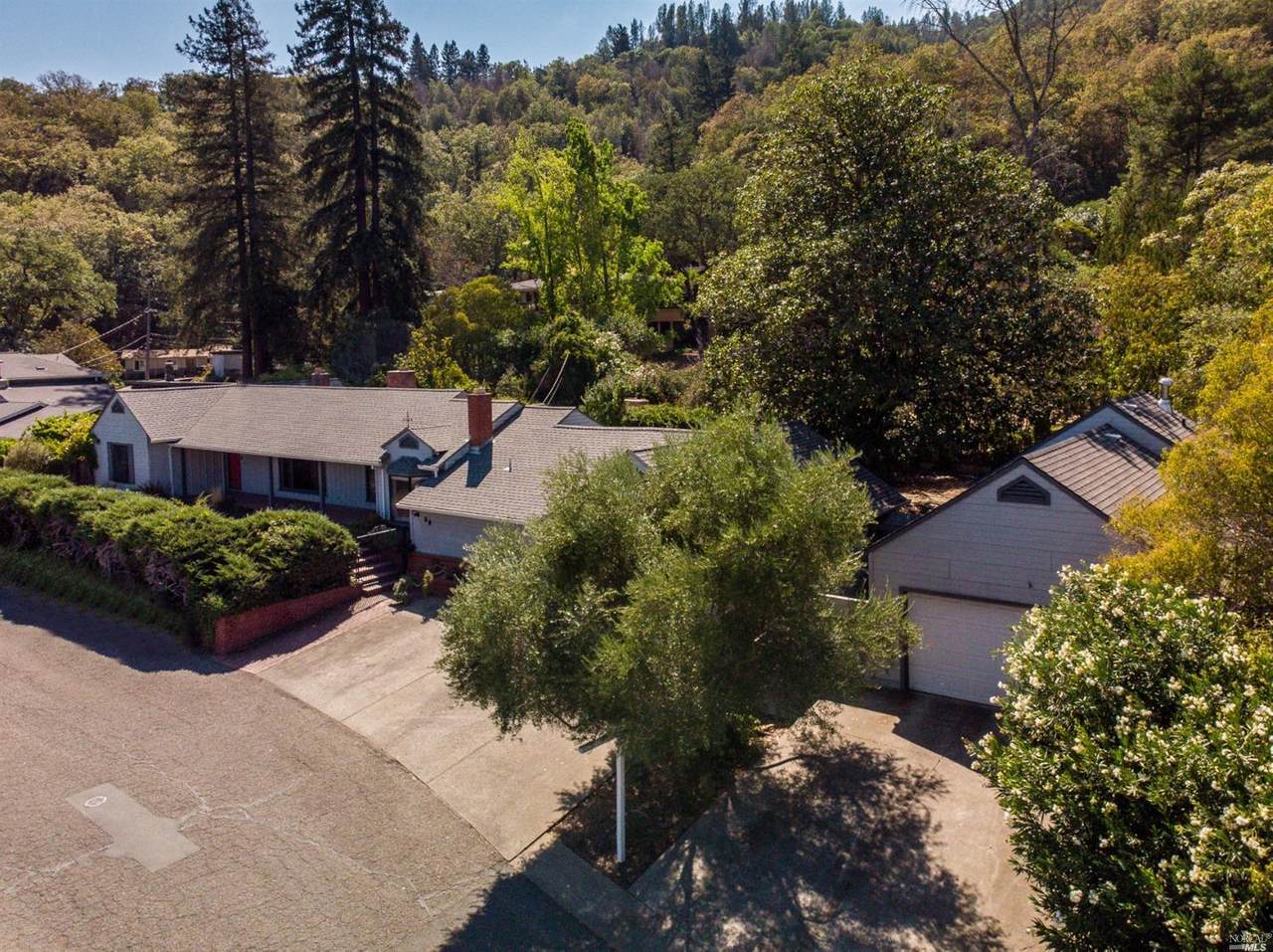 31 Highland Court - Photo 1