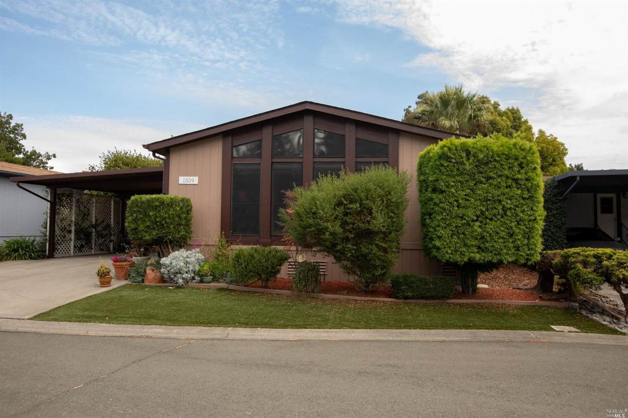 1509 Florence Way - Photo 1
