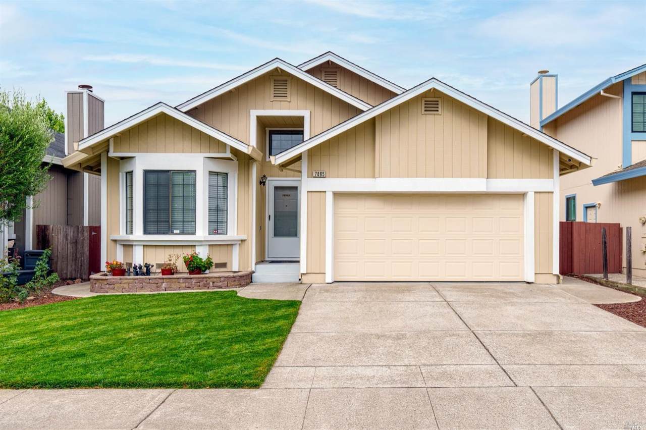 7465 Maximillian Place - Photo 1
