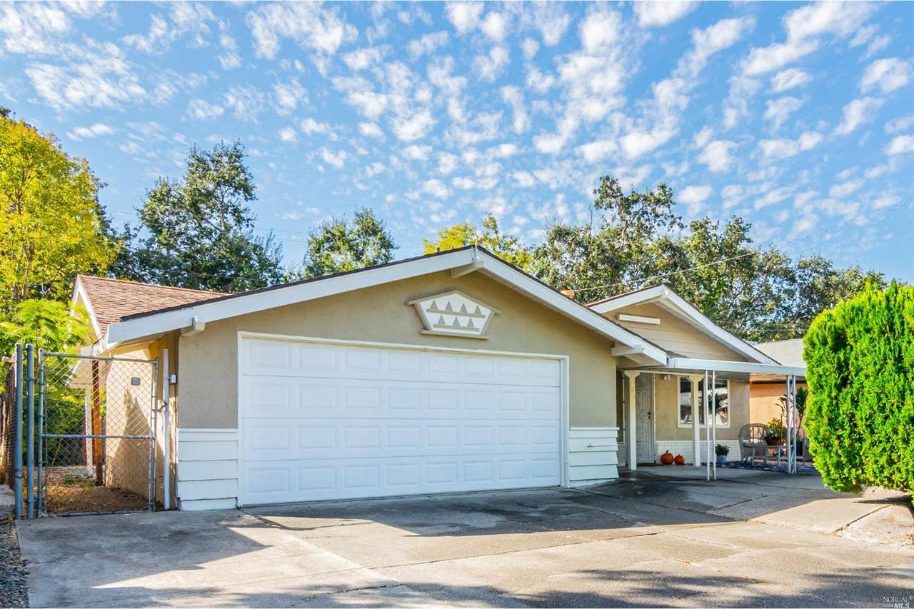 161 Deodara Street - Photo 1