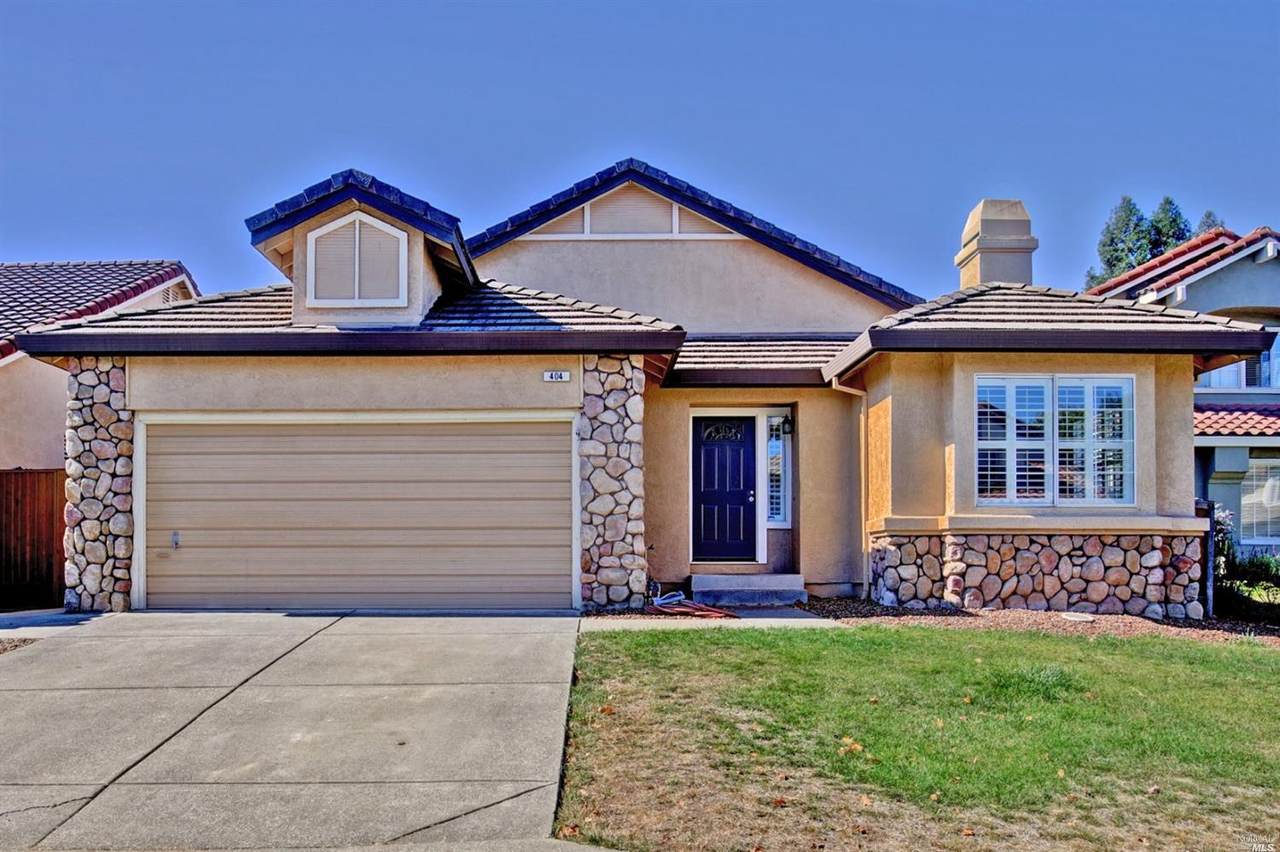 404 Foxwood Court - Photo 1